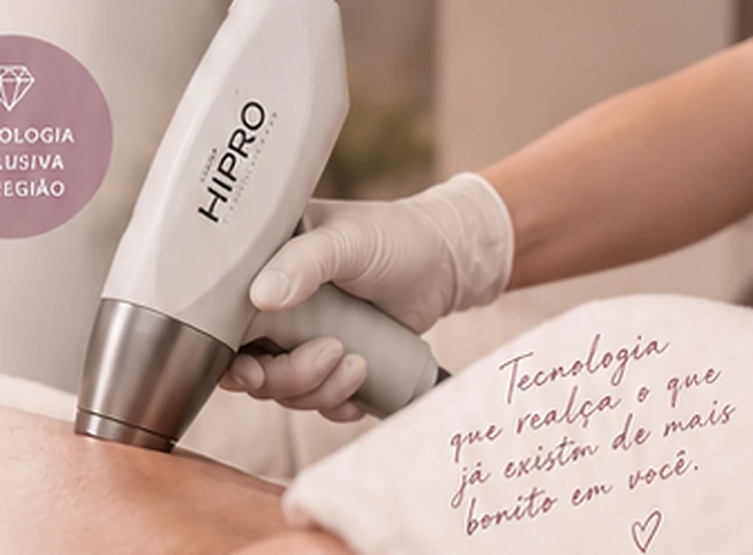 Imagem ilustrativa do equipamento HIPRO em procedimento estético